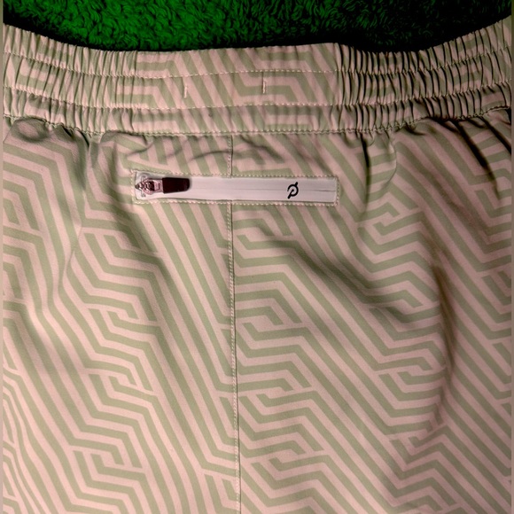 Peloton Turin Output lined shorts Size Medium - Picture 5 of 7